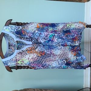 Cable and Gauge XL sleeveless blouse.